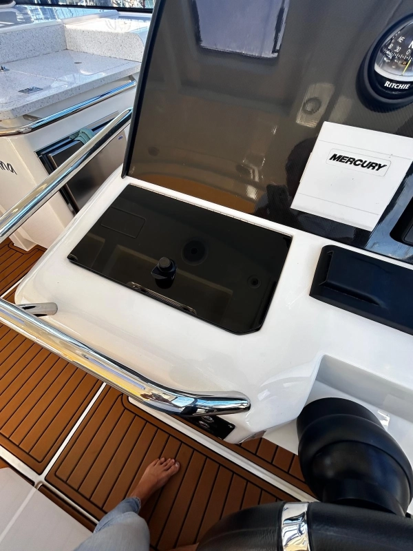 Aquila 32 Sport 2023