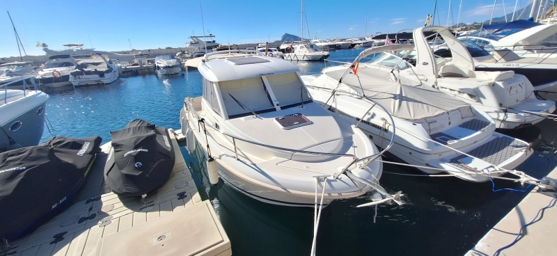 Jeanneau merry fisher 725 2012