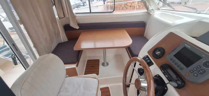 Jeanneau merry fisher 725 2012