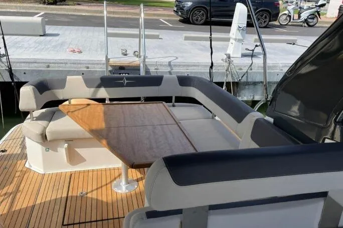 Bavaria 330 Sport 2015