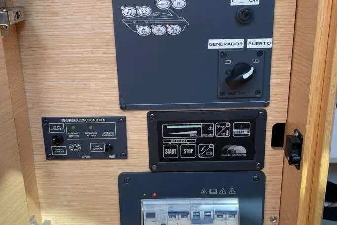 Bavaria 330 Sport 2015