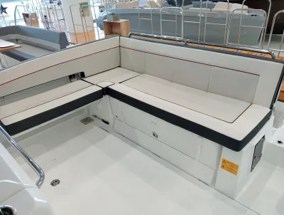 Foto del barco Jeanneau JEANNEAU CAP CAMARAT 9.0 WA SERIE 2 2026