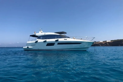 Foto del barco Prestige Yachts 500 S 2015