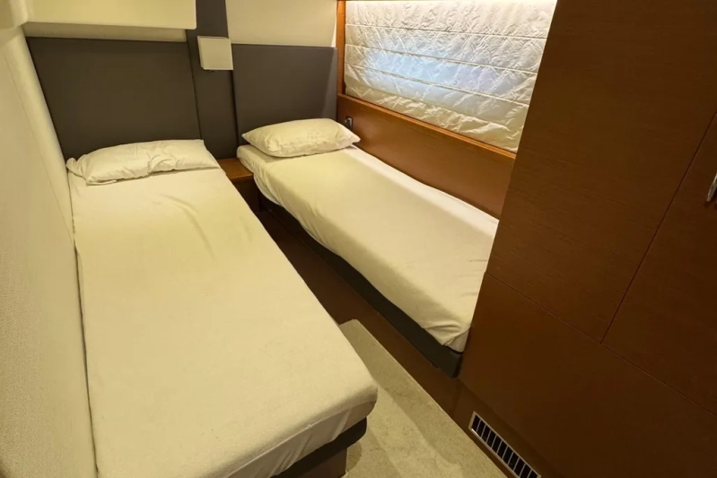 Prestige Yachts 500 S 2015