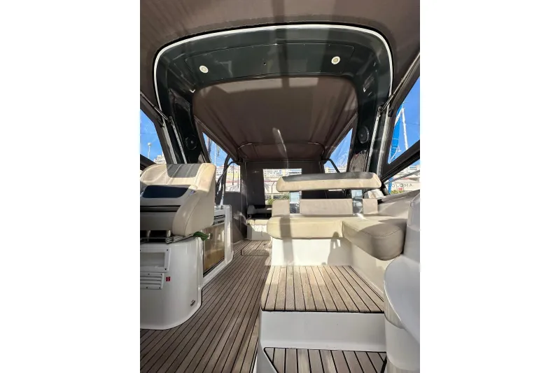 Bavaria S33 2015