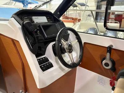 Foto del barco Jeanneau JEANNEAU MERRY FISHER 695 2017