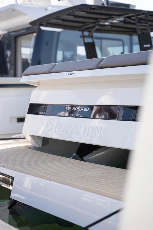 De Antonio Yachts D32 2026