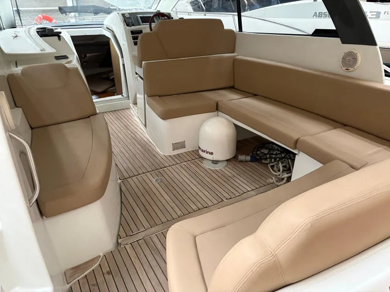 Jeanneau JEANNEAU LEADER 9 2012