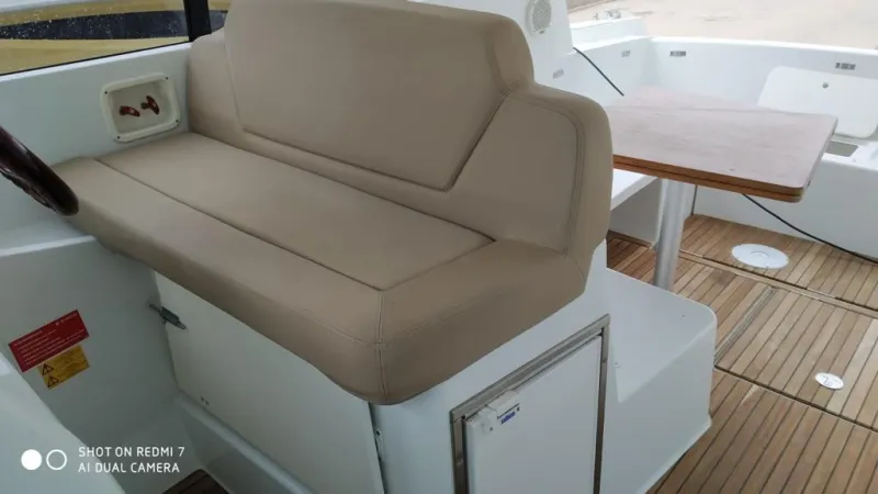 Jeanneau JEANNEAU LEADER 9 2012