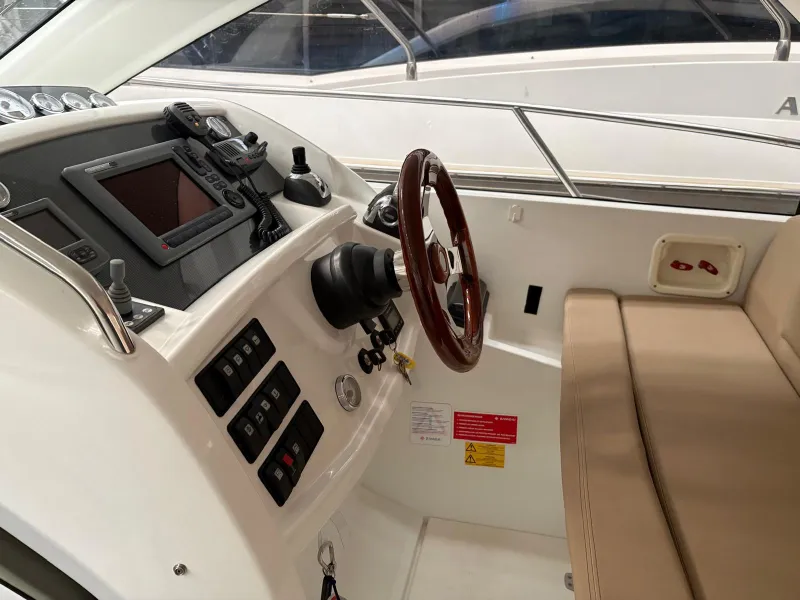 Jeanneau JEANNEAU LEADER 9 2012