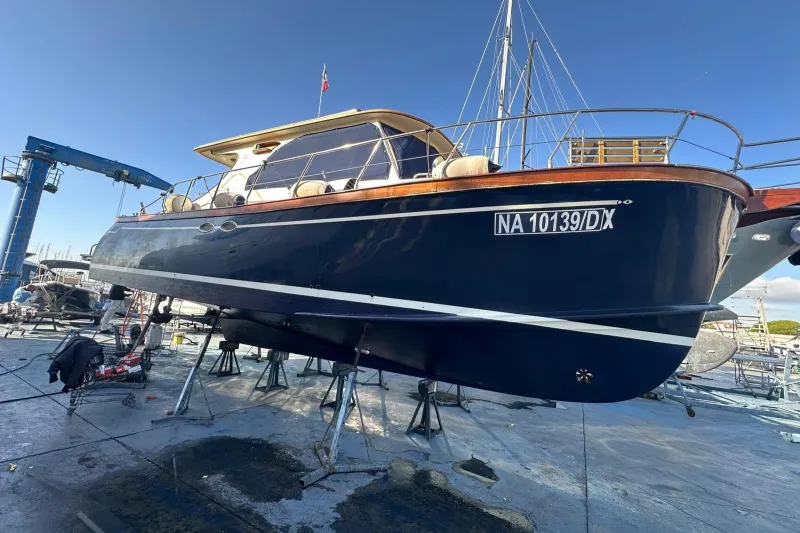 Austin Parker 42 LOBSTER 2003