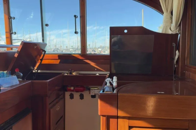 Austin Parker 42 LOBSTER 2003