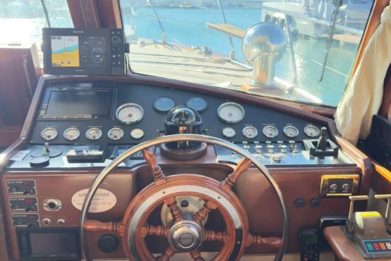 Austin Parker 42 LOBSTER 2003