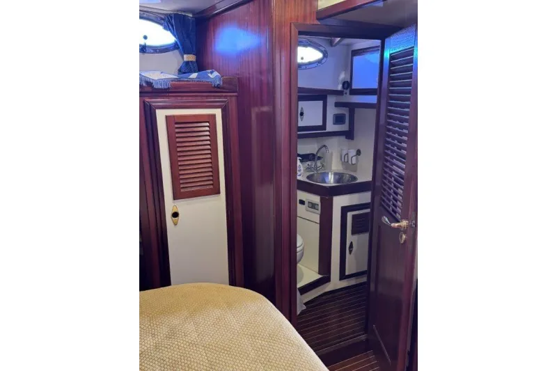 Austin Parker 42 LOBSTER 2003