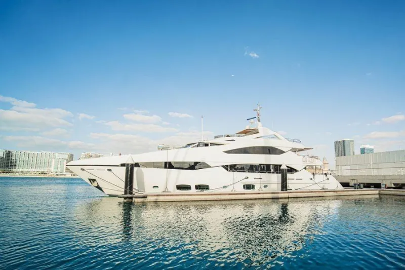 Sunseeker 40 Metre Yacht 2010