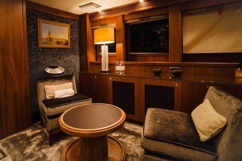 Sunseeker 40 Metre Yacht 2010