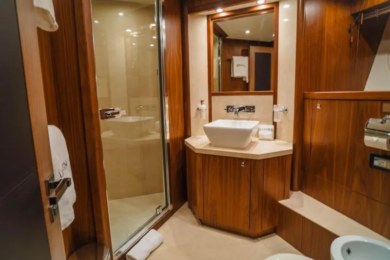 Sunseeker 40 Metre Yacht 2010