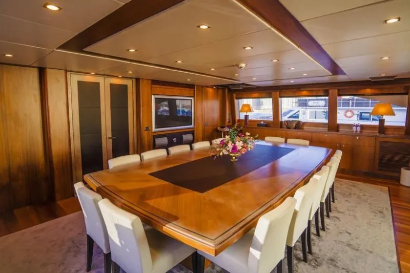 Sunseeker 40 Metre Yacht 2010