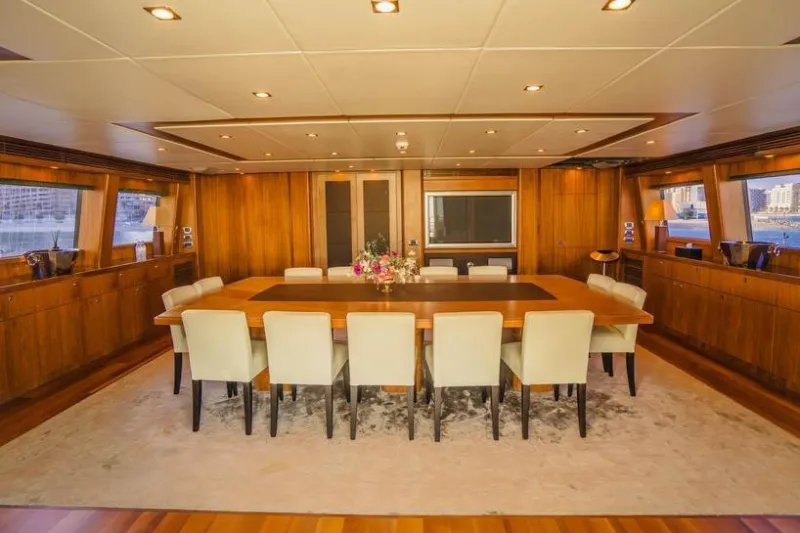 Sunseeker 40 Metre Yacht 2010