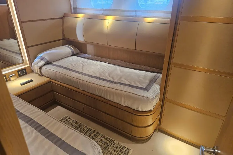 Astondoa 102 GLX 2003