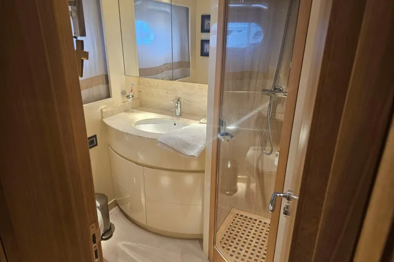 Astondoa 102 GLX 2003