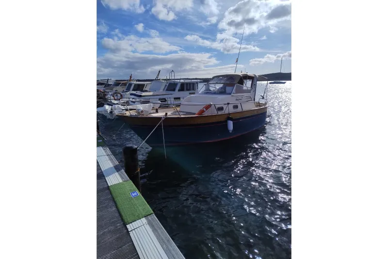 Apreamare Semicabinato 7,5 1999