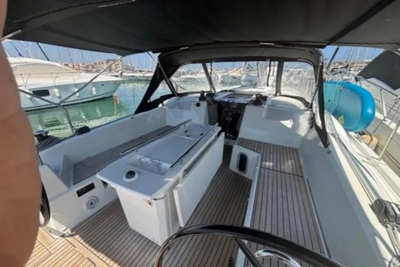 Beneteau Oceanis 40.1 2021