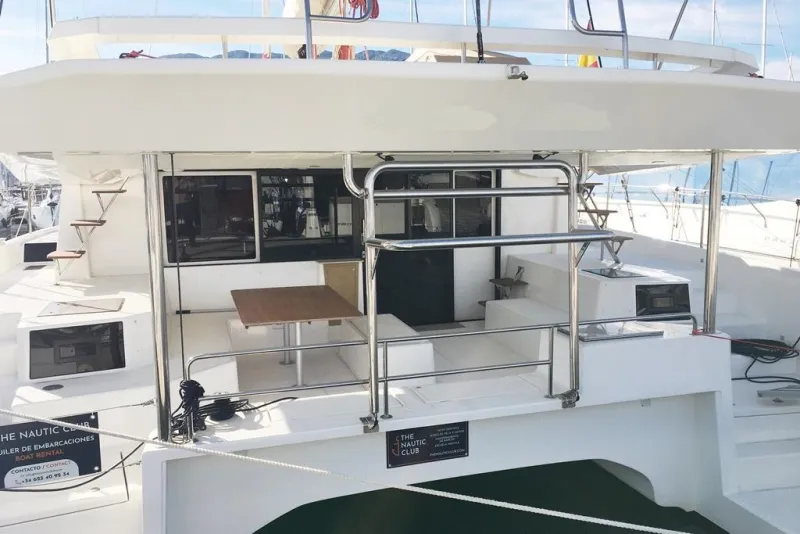 Dufour Catamarans 48 2024