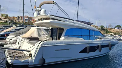 Foto del barco Prestige Yachts PRESTIGE 520 FLY 2018