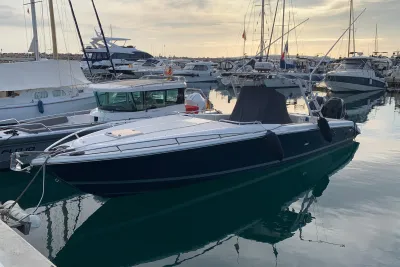 Foto del barco Al Dhaen 360 SF 2004