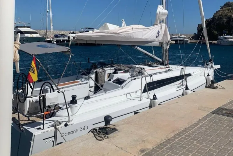 Beneteau Oceanis 34.1 2022