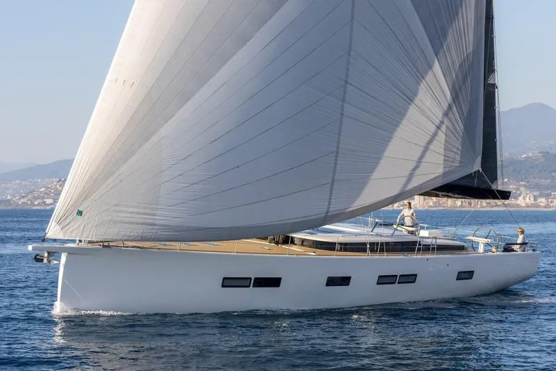 YYachts Y7 2027