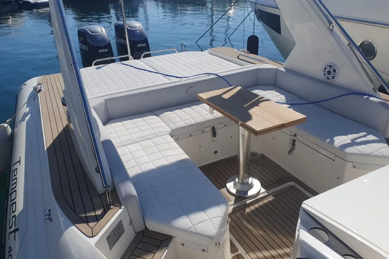 Capelli Tempest 40 2023