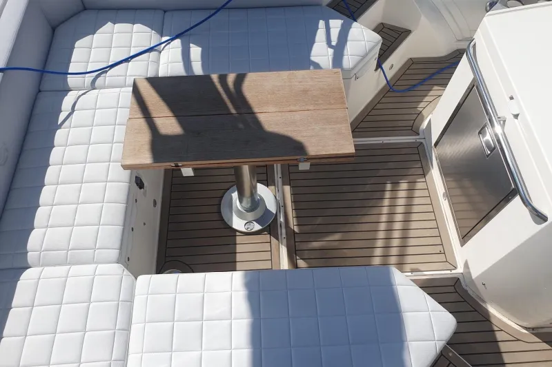 Capelli Tempest 40 2023