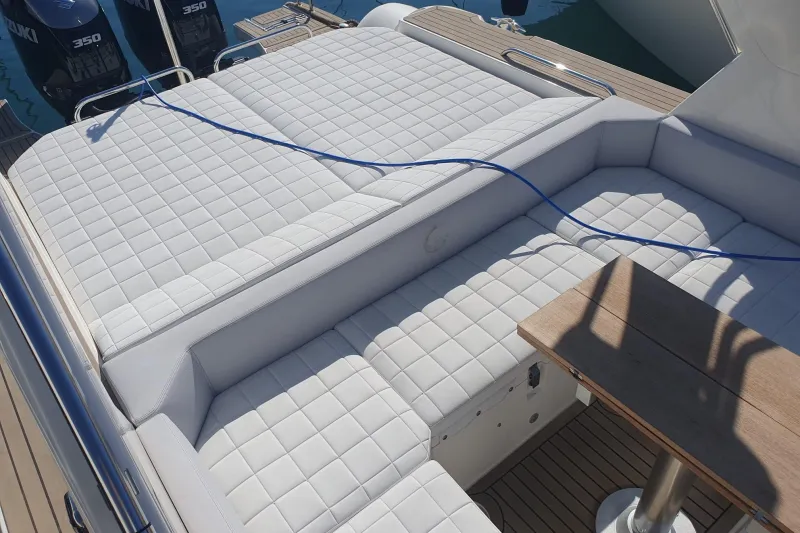 Capelli Tempest 40 2023