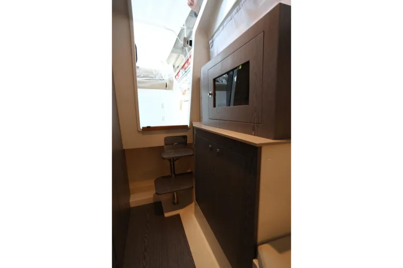 Capelli Tempest 40 2023