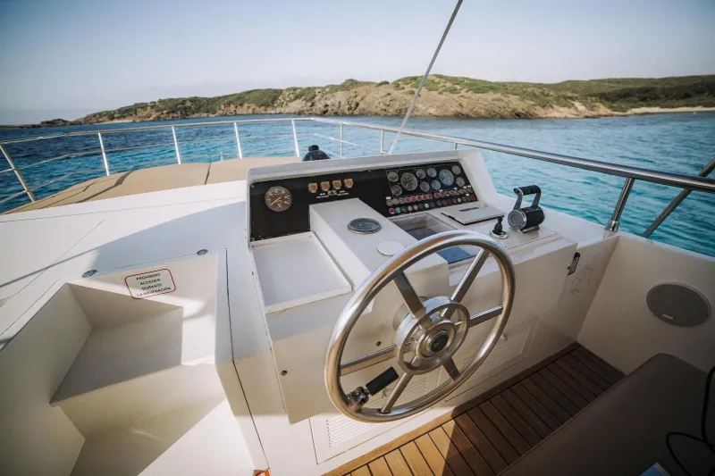 Cantieri di Pisa Akhir 22 1988