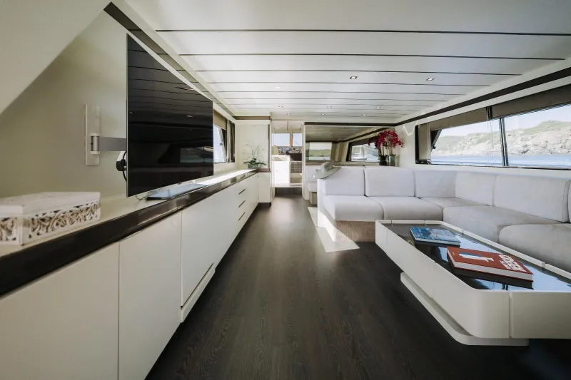 Cantieri di Pisa Akhir 22 1988