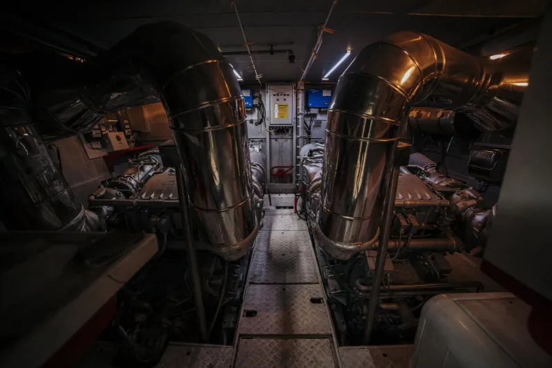 Cantieri di Pisa Akhir 22 1988