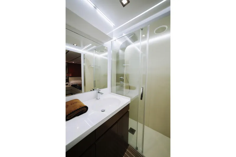 Cantieri di Pisa Akhir 22 1988