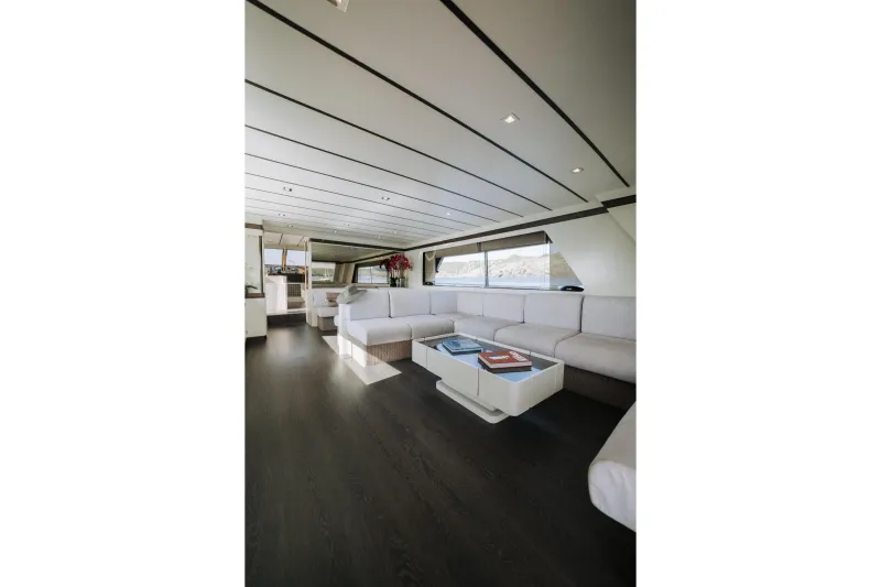 Cantieri di Pisa Akhir 22 1988