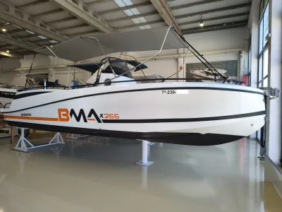 Foto del barco BMA  BMA X266 2000