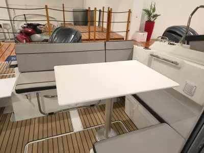 Foto del barco Jeanneau JEANNEAU MERRY FISHER 695 S2 2024