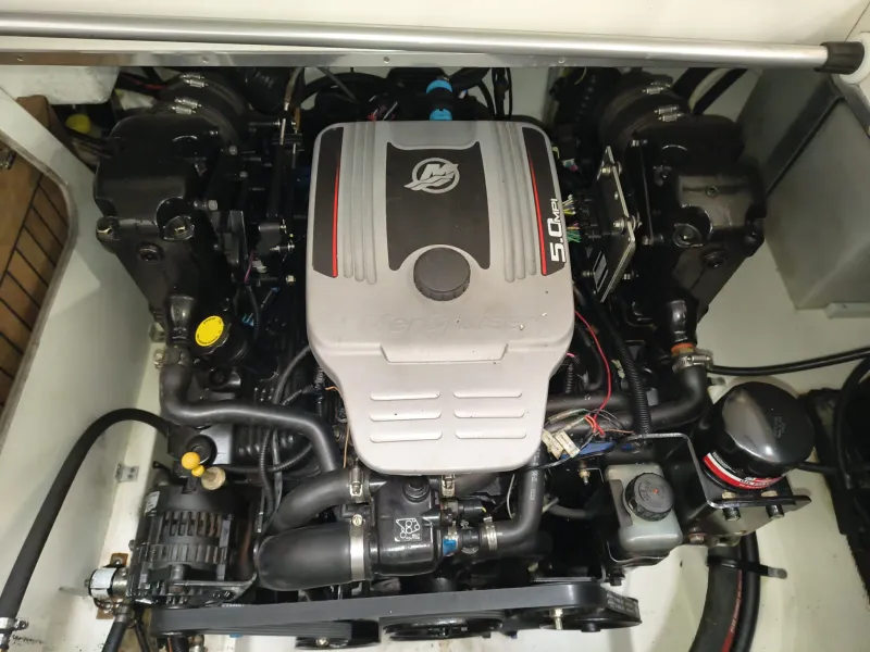 Sea-Ray SEA RAY 240 SUN SPORT 2015