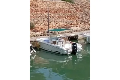 Foto del barco Jeanneau Cap Camarat 6.5 CC 2005