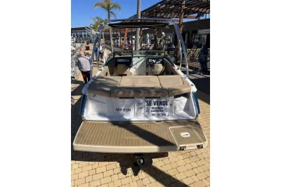 Foto del barco Four Winns H230 2013