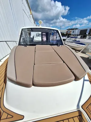 Foto del barco Quicksilver QUICKSILVER ACTIV 905 WEEKEND 2023