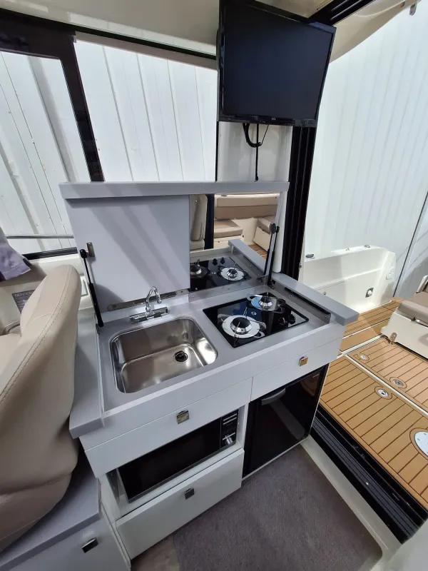 Quicksilver QUICKSILVER ACTIV 905 WEEKEND 2023