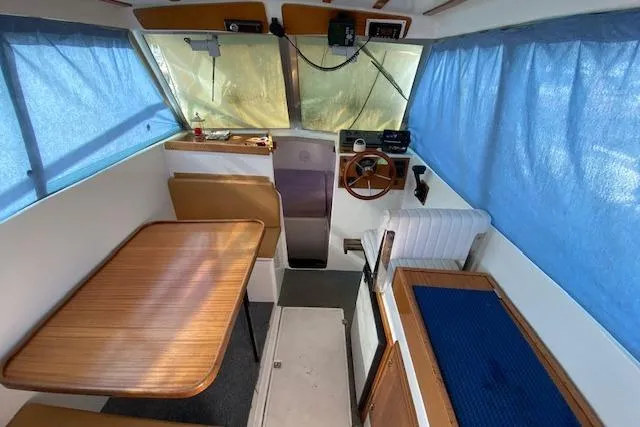 Elamd 25 Cabin 2001