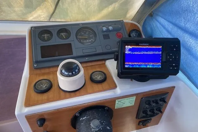 Elamd 25 Cabin 2001